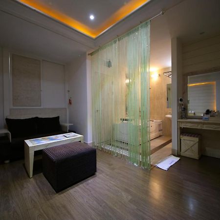 Dubai Hotel Daejeon Dış mekan fotoğraf